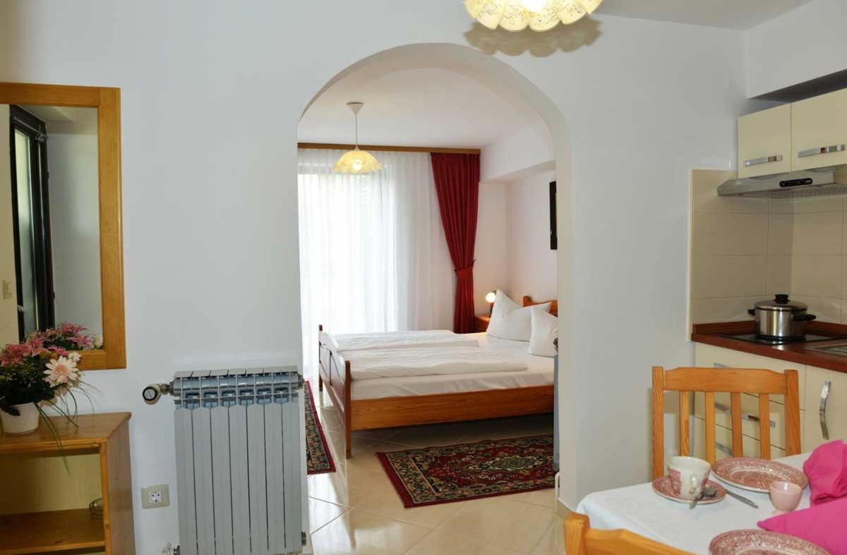 Apartments Mina Пореч Екстер'єр фото