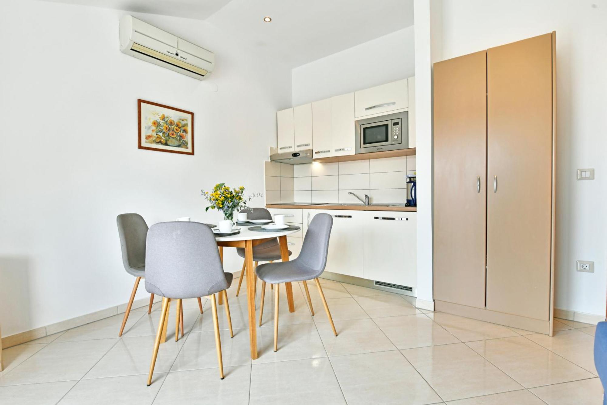 Apartments Mina Пореч Екстер'єр фото